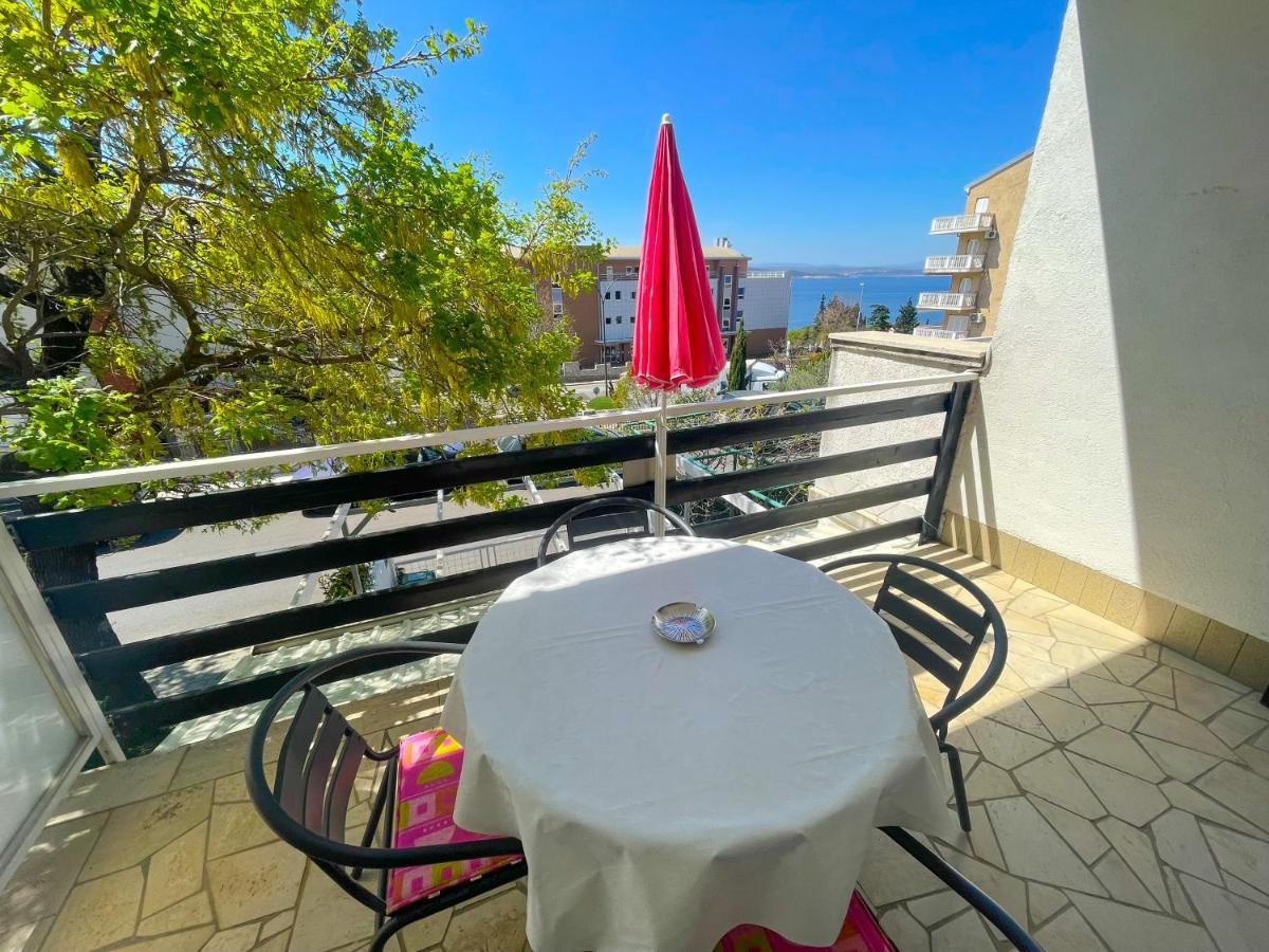 Apartmani Milan Crikvenica Exterior foto